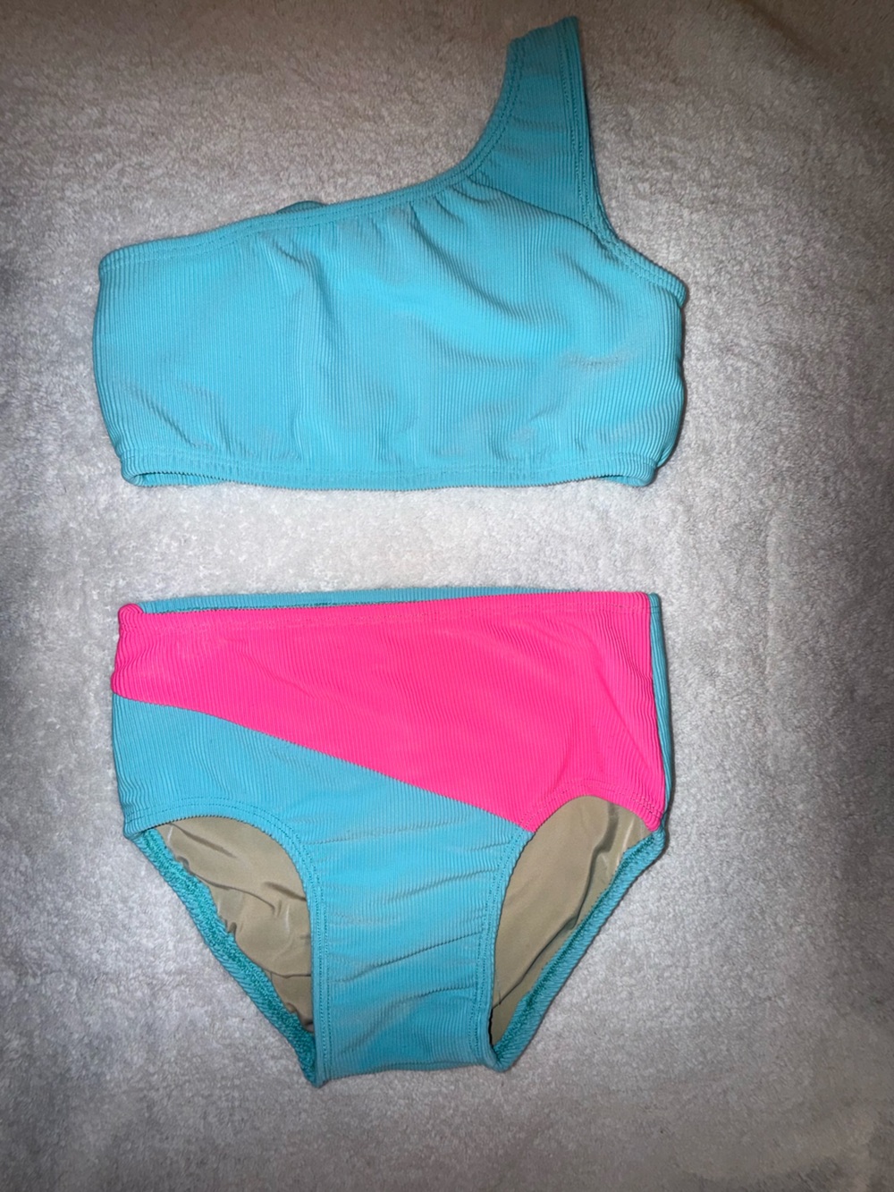 Kids One-Shoulder Dance Set in Aqua and Hot Pink